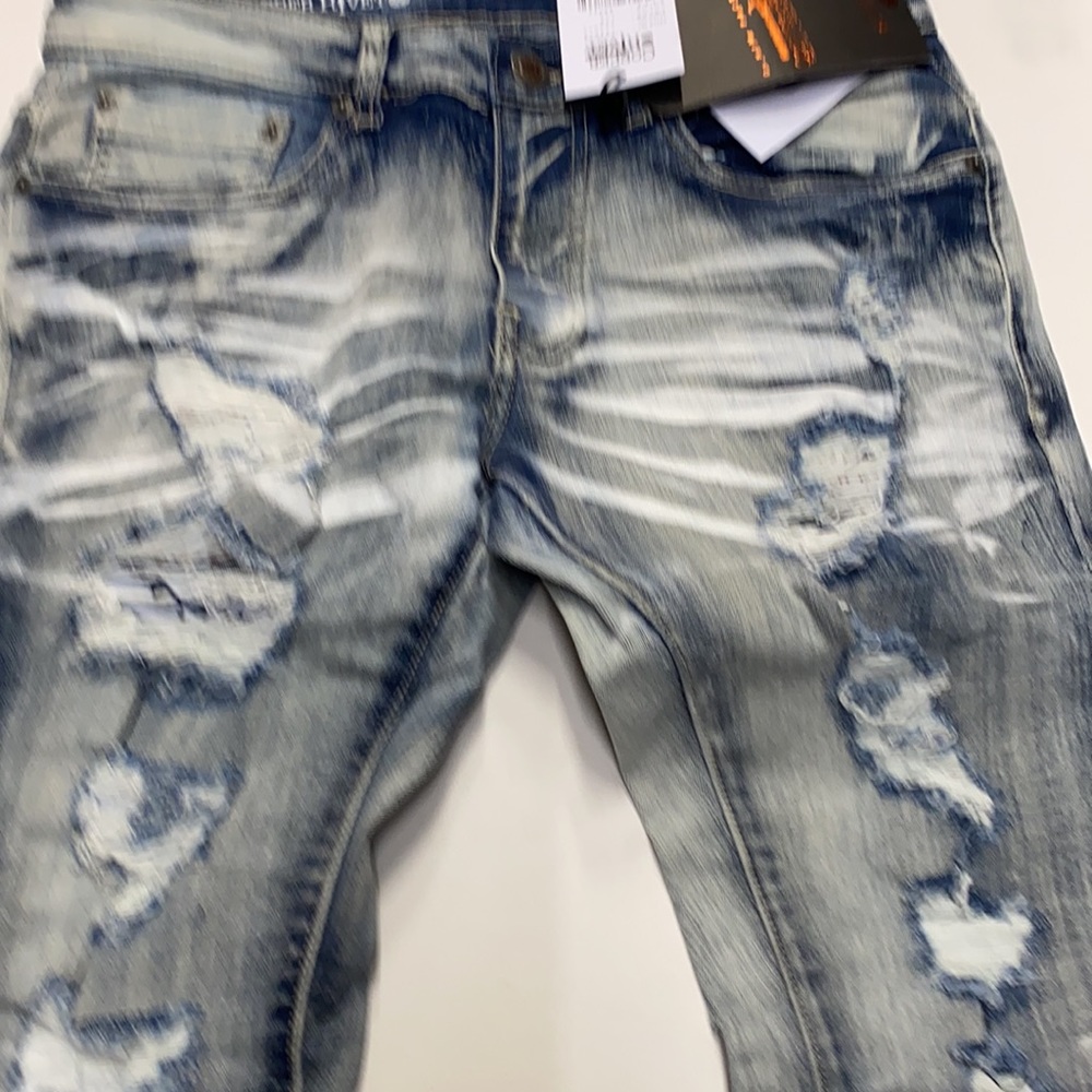 Jeans - Picture 2 of 16